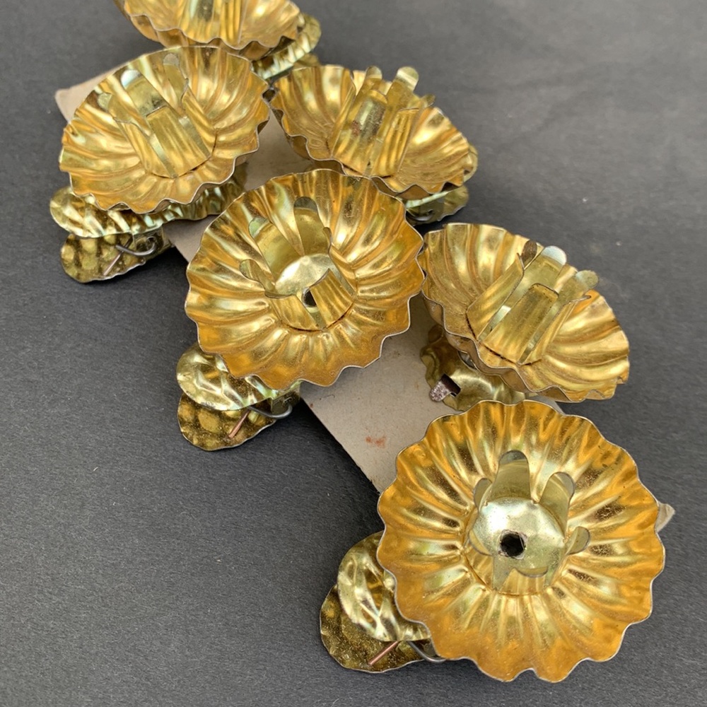 Set of 6 Vintage Candle holder clips gold-tone. Holiday Tree decorations